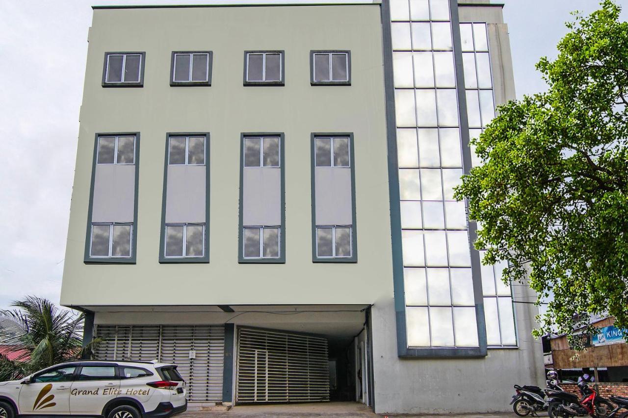Oyo 92300 Koala House Otel Pekanbaru Dış mekan fotoğraf