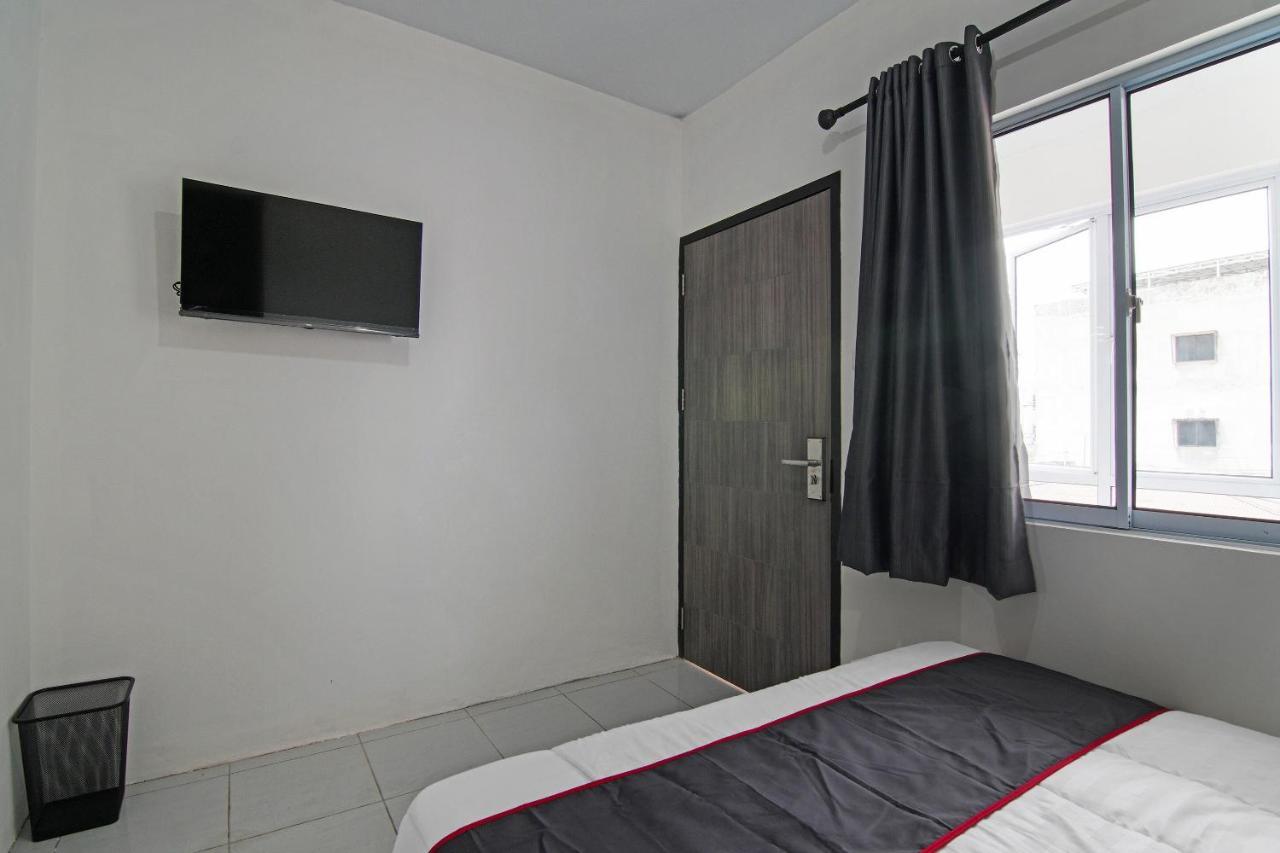 Oyo 92300 Koala House Otel Pekanbaru Dış mekan fotoğraf