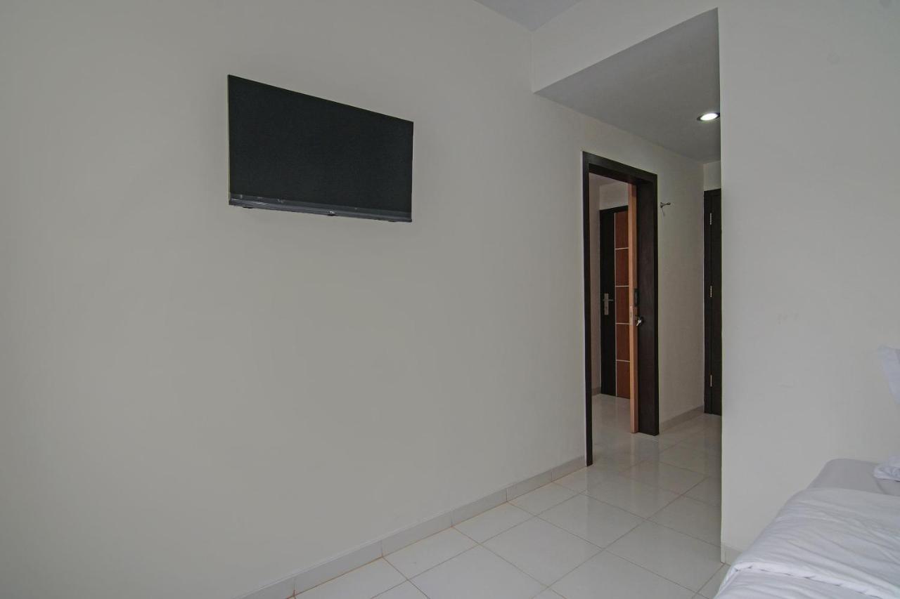 Oyo 92300 Koala House Otel Pekanbaru Dış mekan fotoğraf