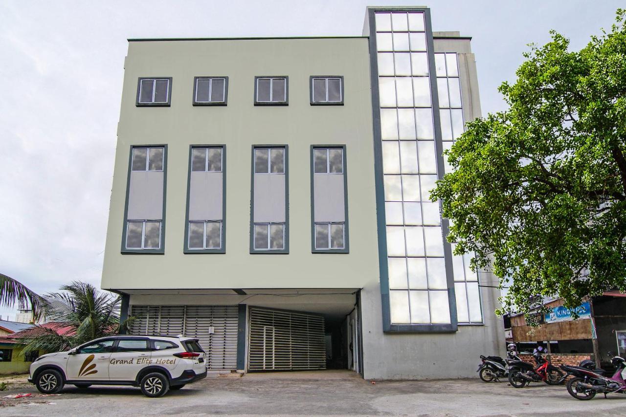 Oyo 92300 Koala House Otel Pekanbaru Dış mekan fotoğraf
