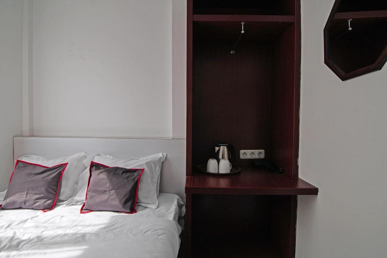 Oyo 92300 Koala House Otel Pekanbaru Dış mekan fotoğraf