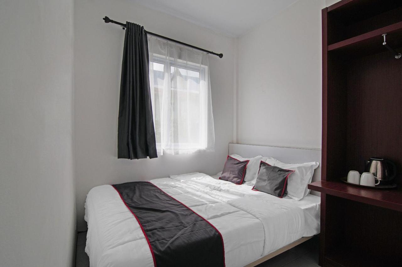 Oyo 92300 Koala House Otel Pekanbaru Dış mekan fotoğraf
